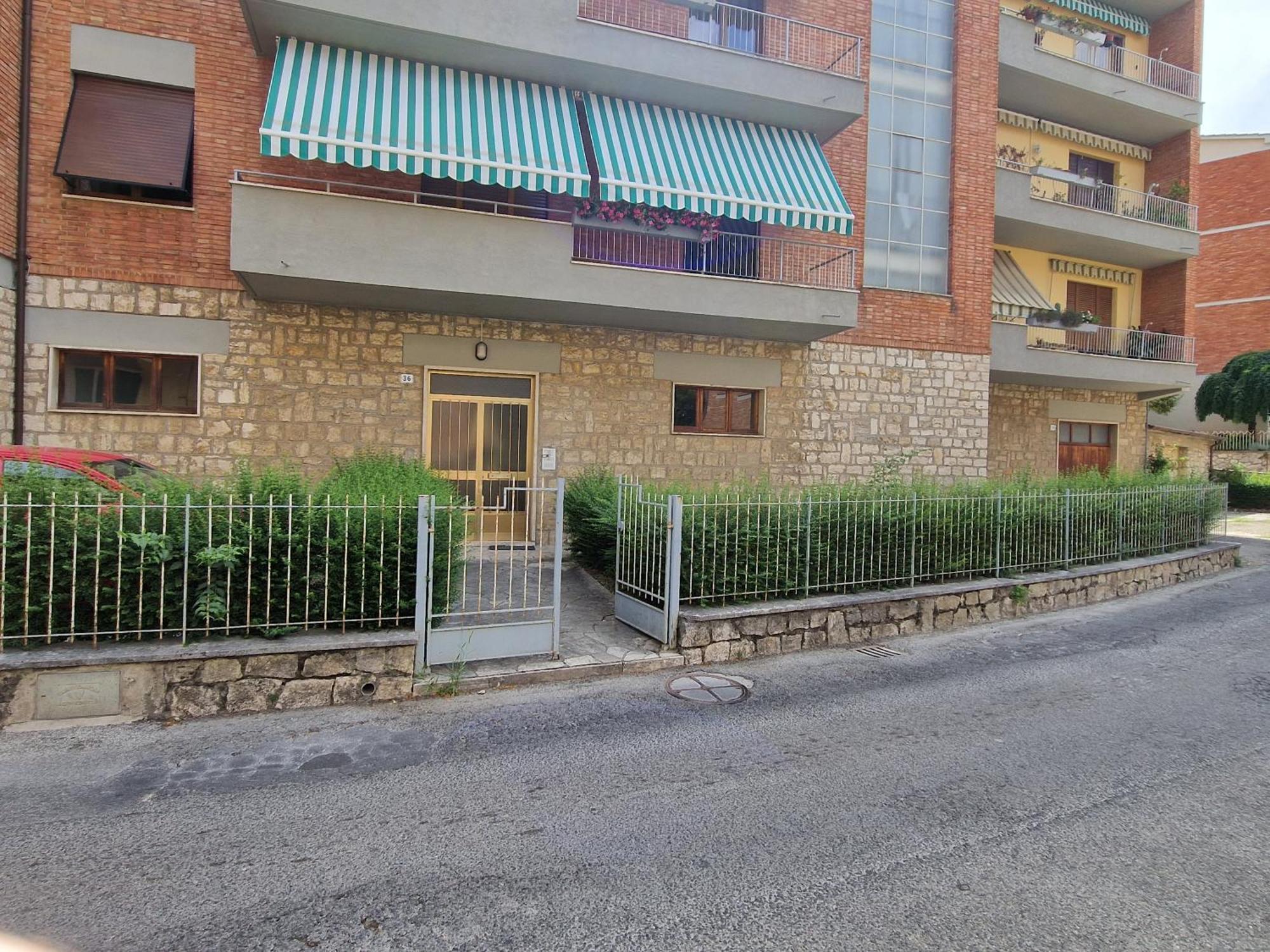 شقة Nova Domus Flat Free Private Parking سيينا المظهر الخارجي الصورة